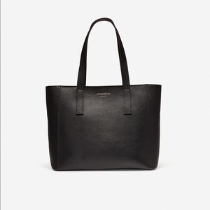 Carryall tote bag